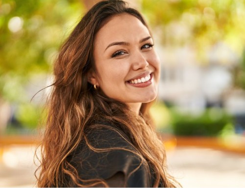 How Dentistry Can Create A More Youthful Appearance